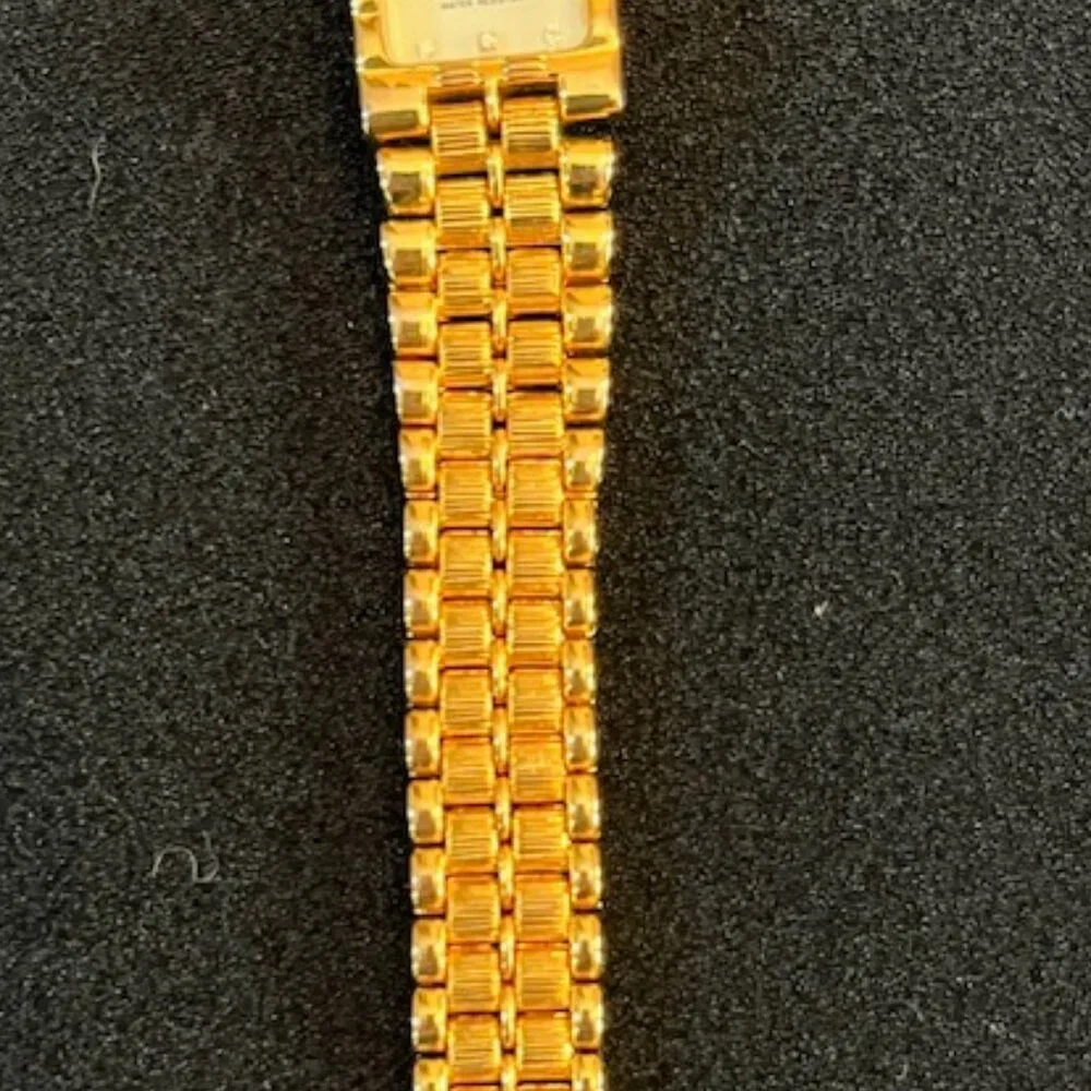 VINTAGE ACUET | Gold-tone bracelet watch-NEW Battery